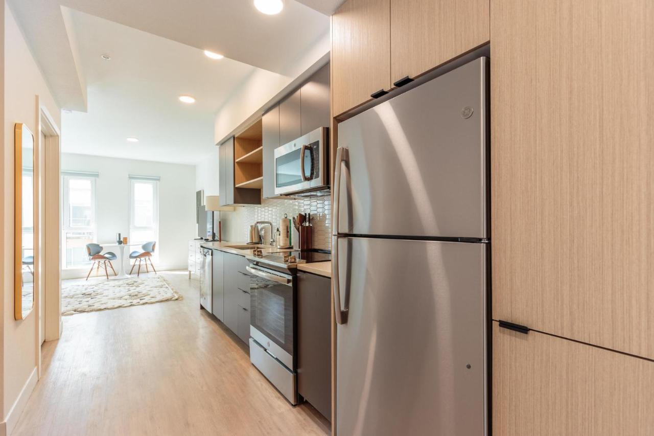 Studio Apartment In Vancouver Exterior photo